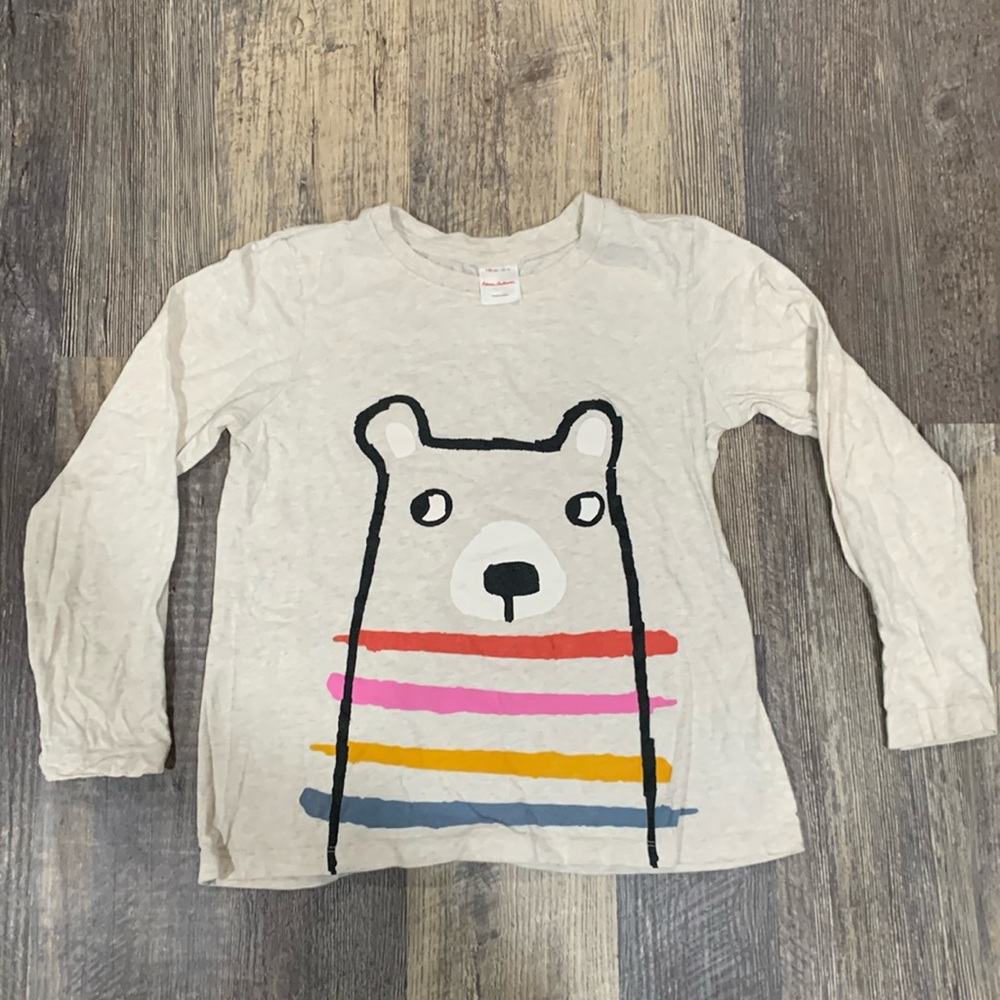 Long sleeve girls shirt.